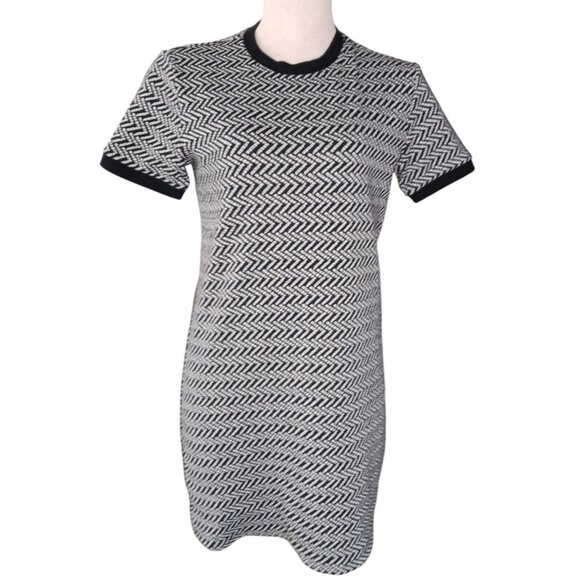 Forever 21 Dresses & Skirts - Forever 21 GoGo Mini Ringer TShirt Dress Black White Chevron Womens M Retro